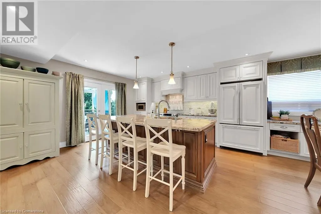 12 VANCE Crescent