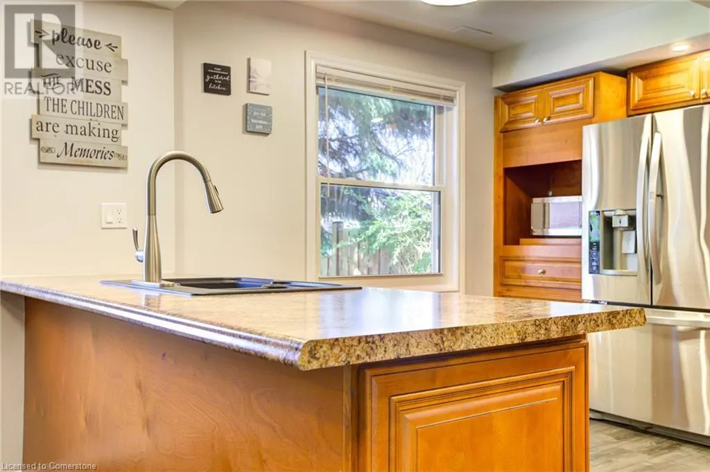 10 GLEN ABBEY Court
