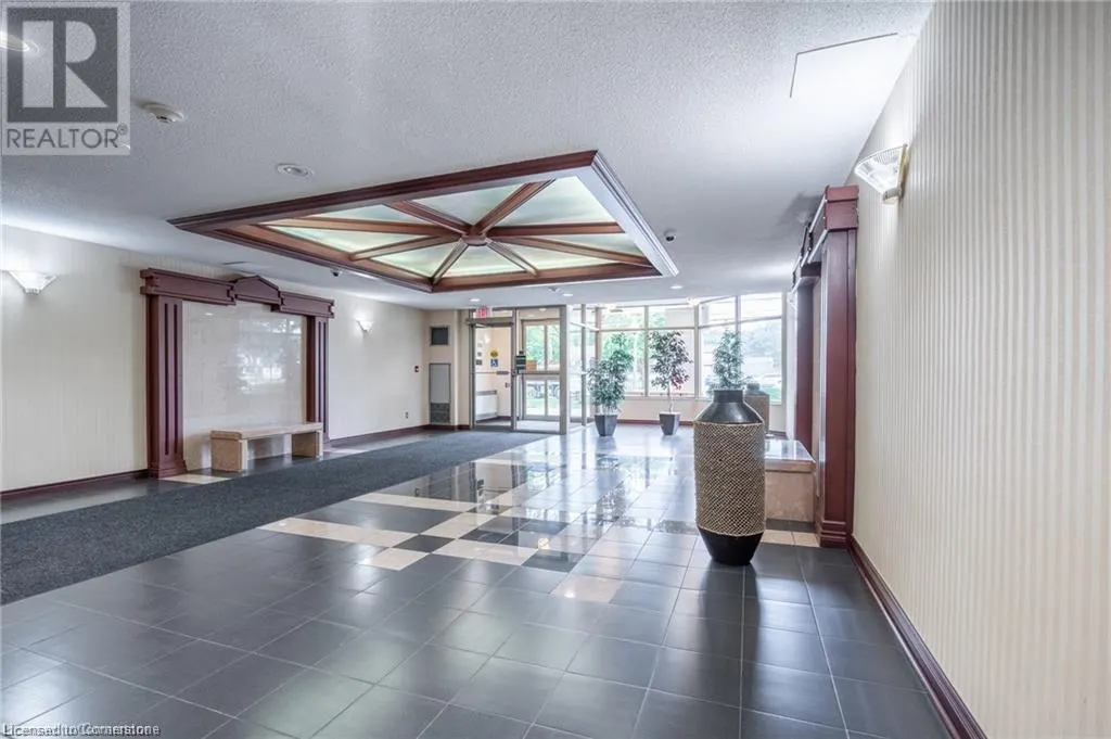 495 HIGHWAY 8 Unit# 404, #404