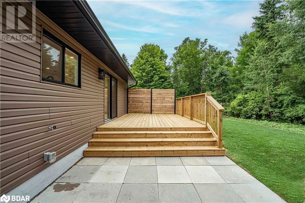 47 SANDSPRINGS Crescent