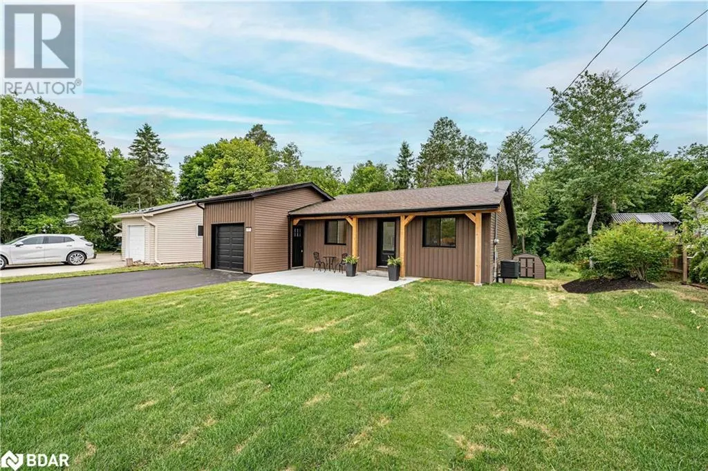 47 SANDSPRINGS Crescent