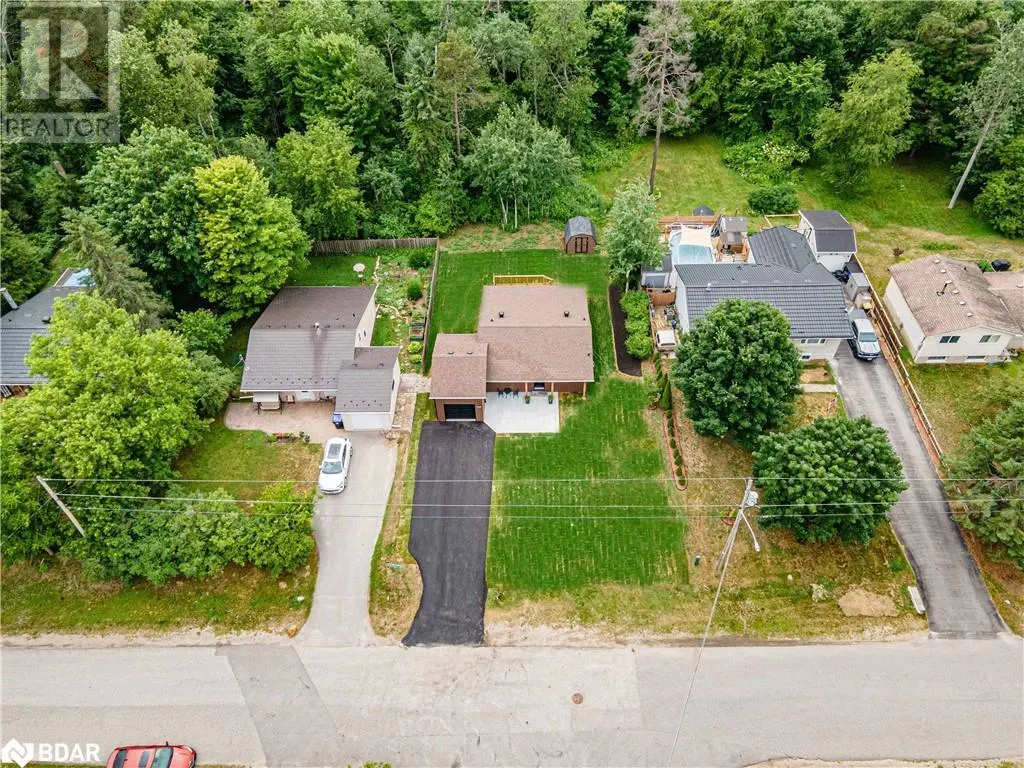 47 SANDSPRINGS Crescent
