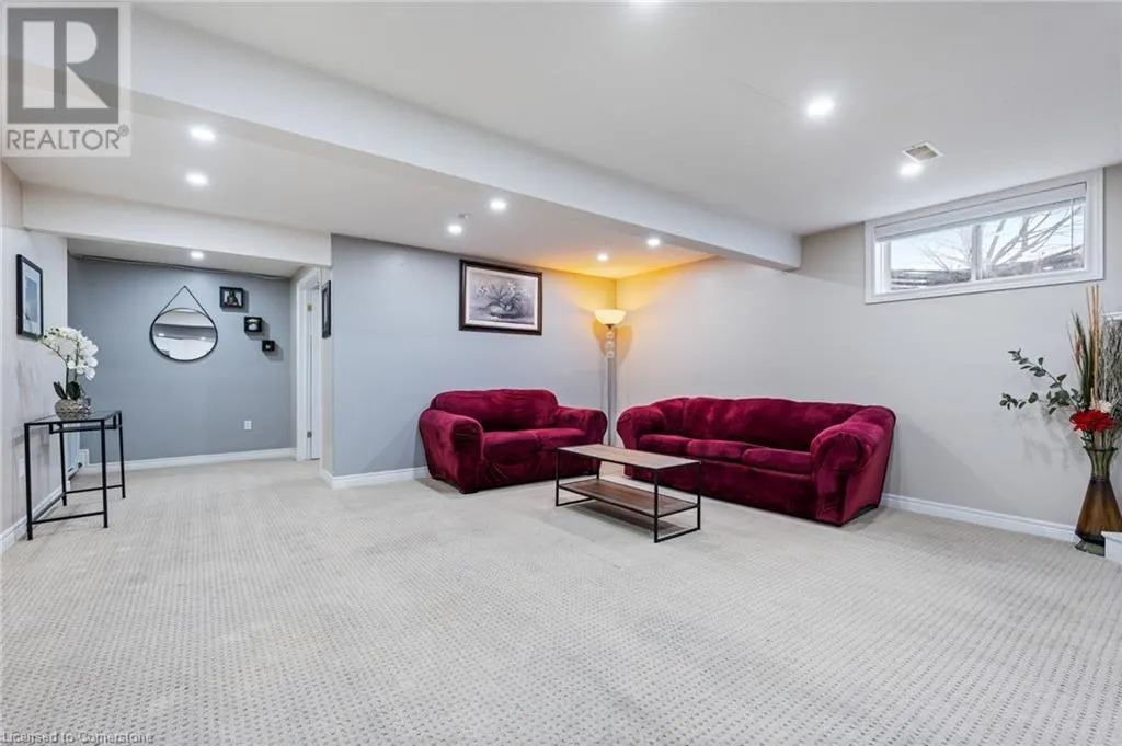 332 DUNCOMBE Road