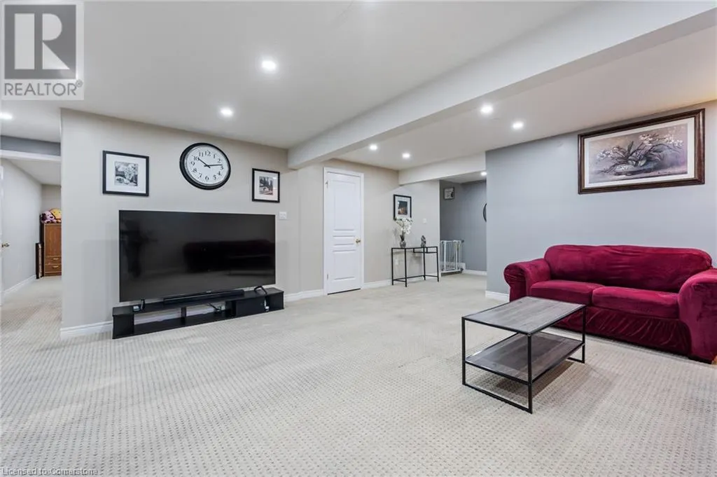 332 DUNCOMBE Road