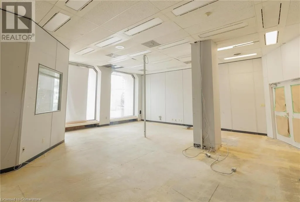 30 DUKE Street W