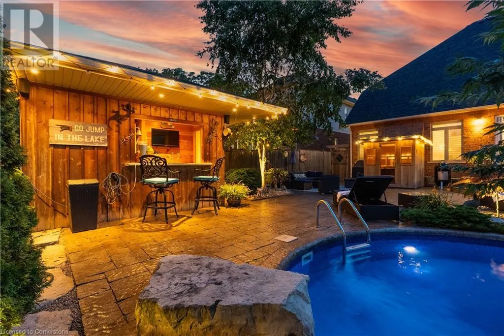 7 RIESLING Street