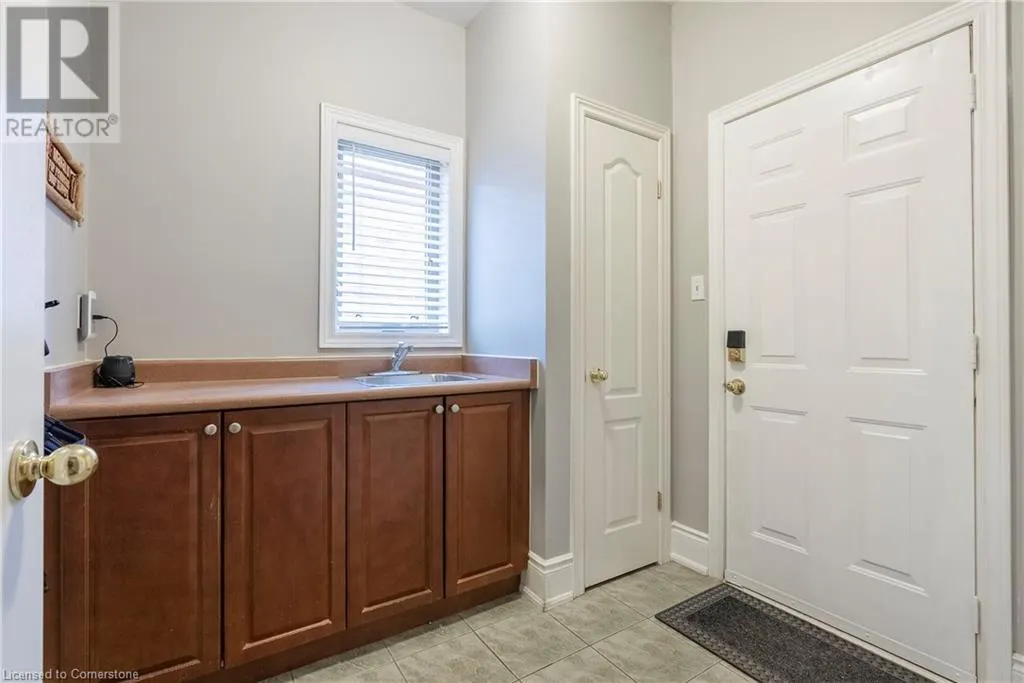 7 RIESLING Street