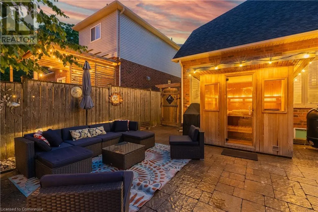7 RIESLING Street