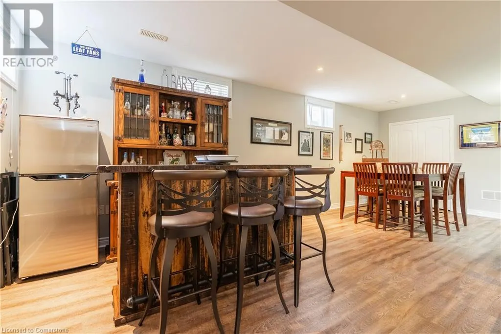 7 RIESLING Street