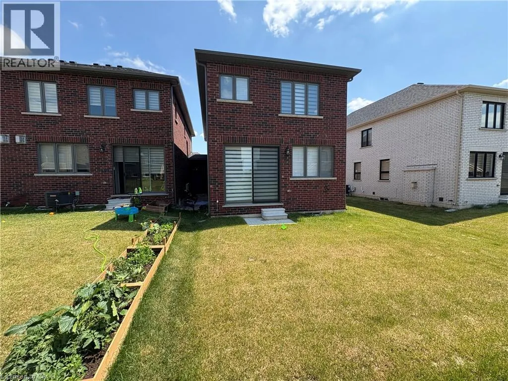 125 COLE TERRACE Terrace