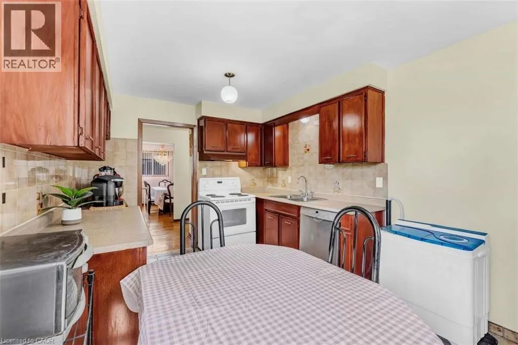 3383 BRANDON GATE Drive