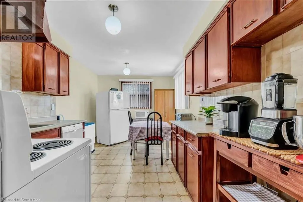 3383 BRANDON GATE Drive