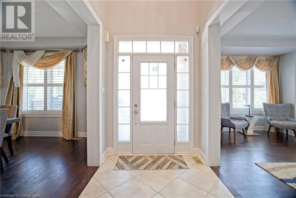 24 PICKETT Place