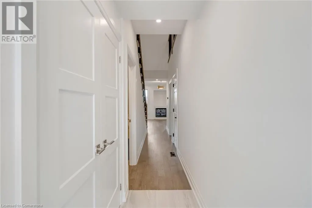 2154 WALKERS Line Unit# 8, #8