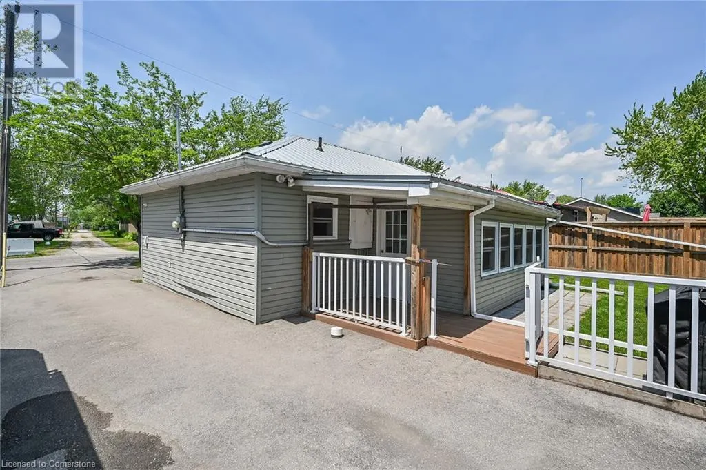8 WITHERSPOON Drive