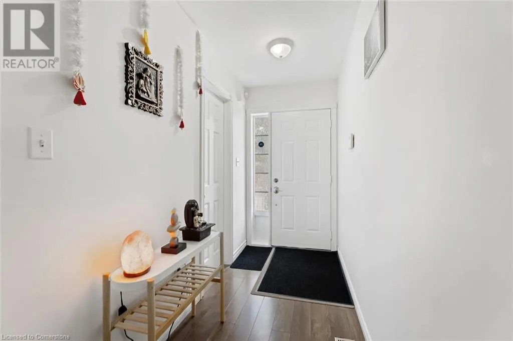 9 LAKESHORE Road Unit# 2, #2