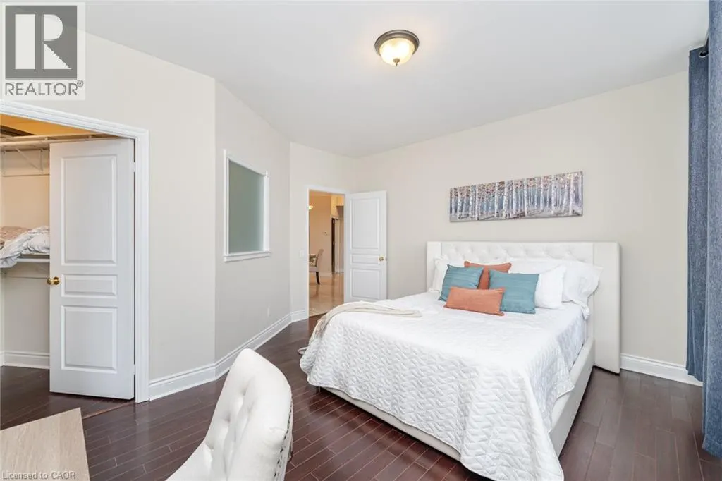 1 BELVEDERE Court Unit# PH5, #PH5