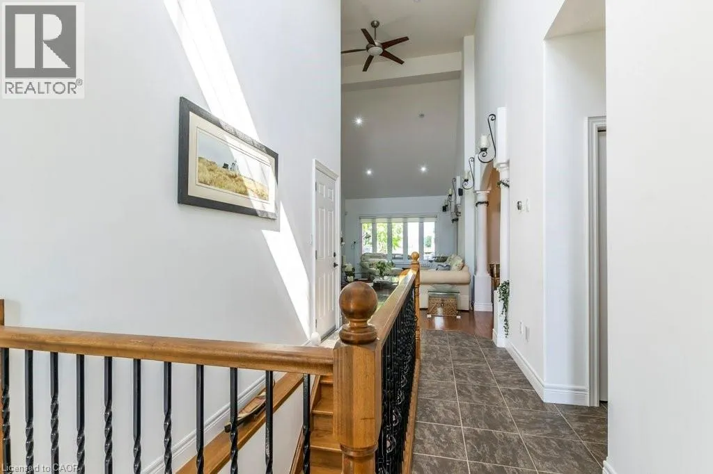 747 GARDEN COURT Crescent