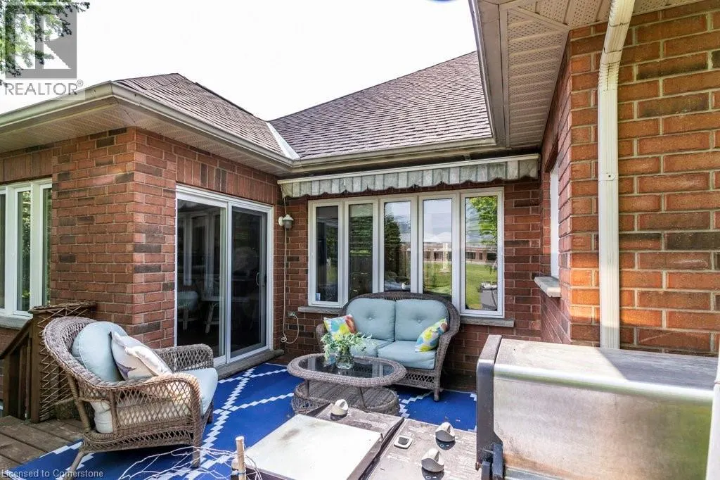 747 GARDEN COURT Crescent