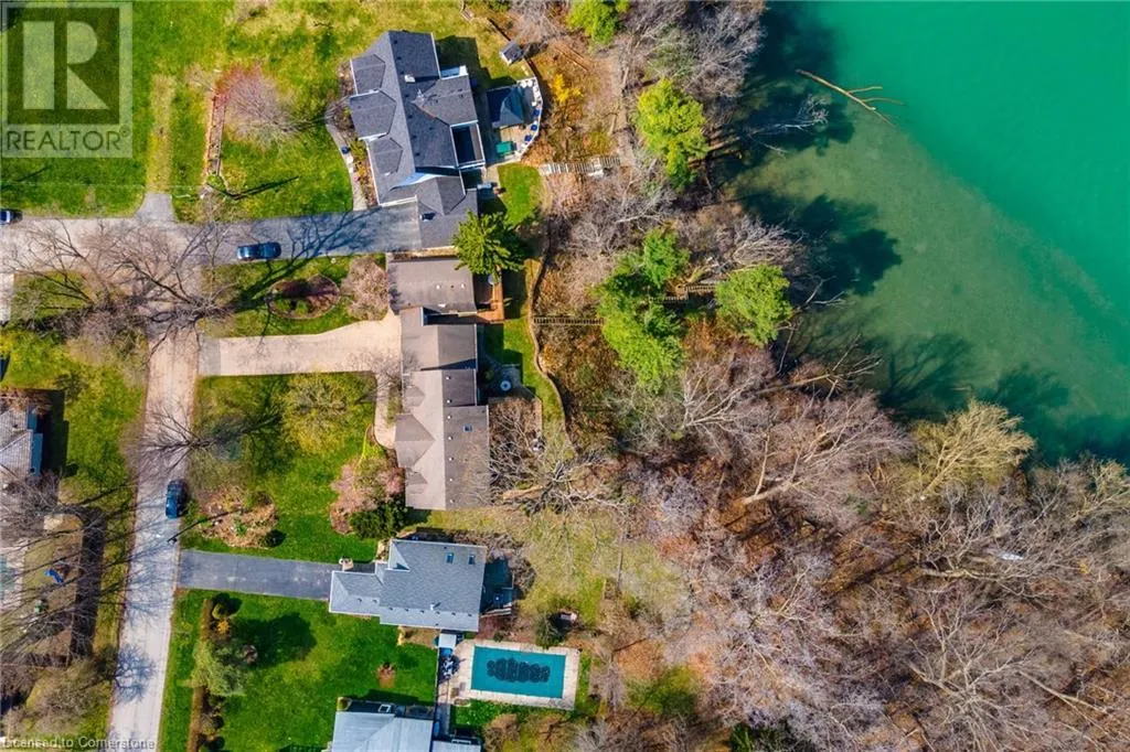 50 HENLEY Drive