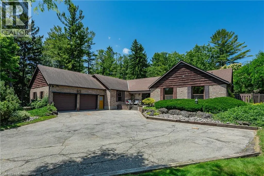 105 GRANDVIEW Drive