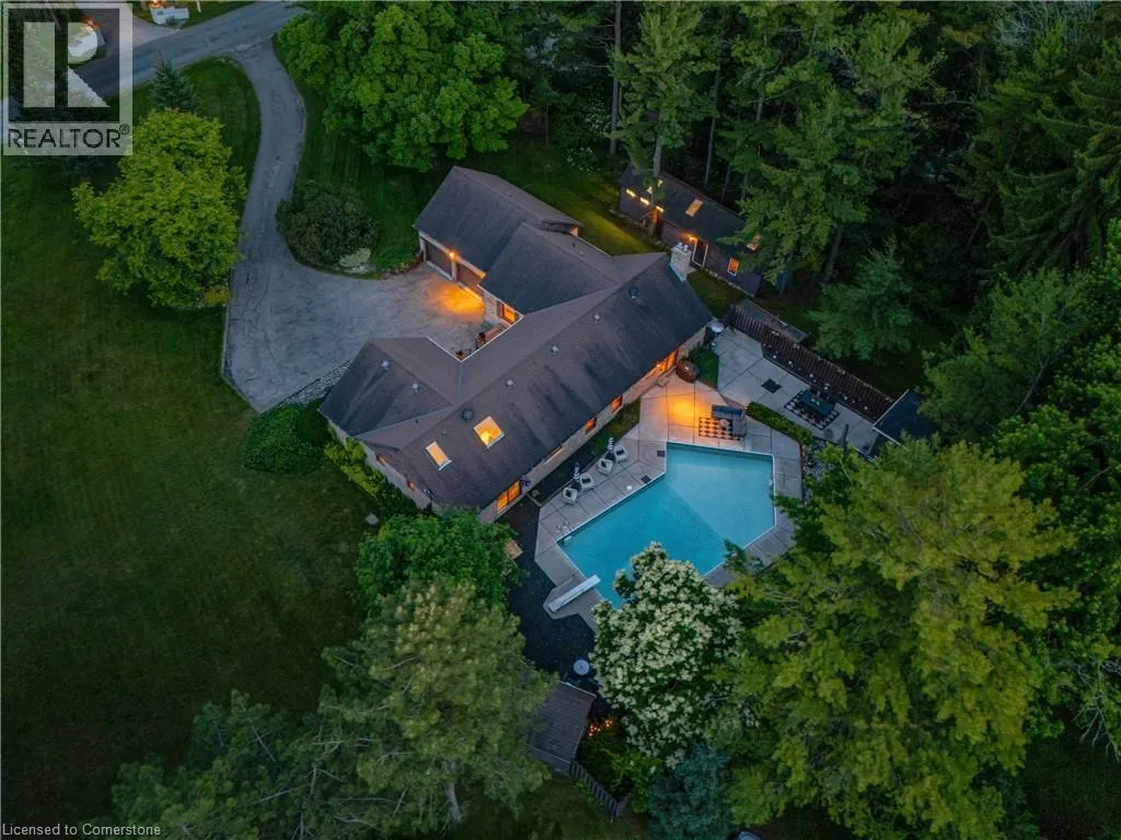 105 GRANDVIEW Drive