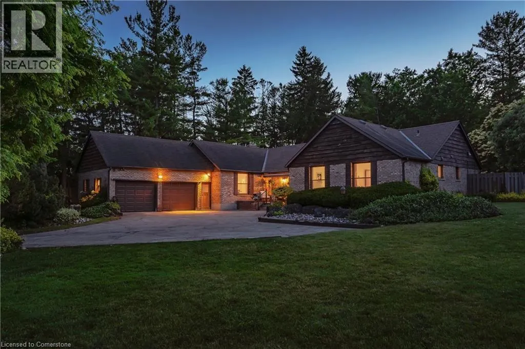 105 GRANDVIEW Drive