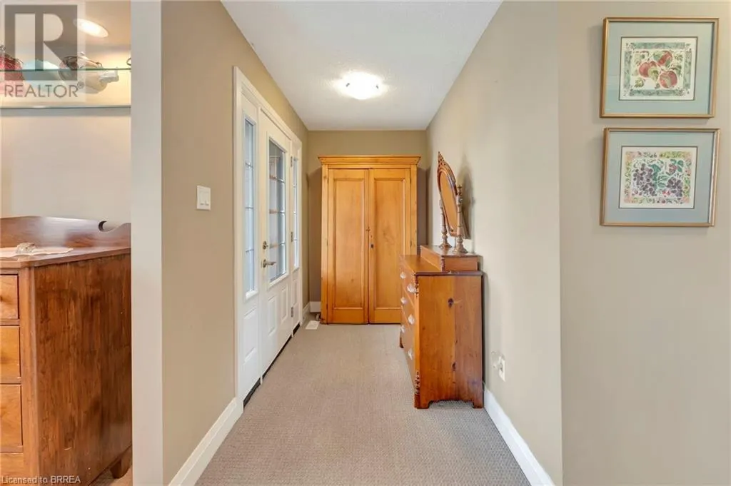 48 CRAWFORD Place