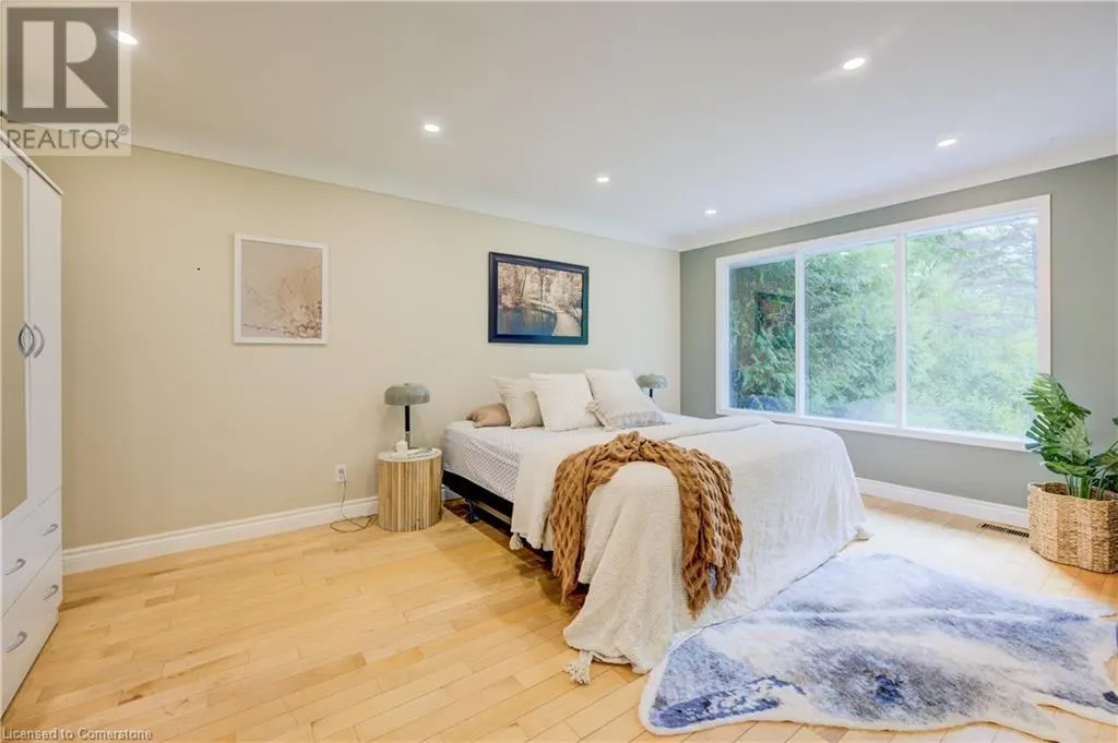 18 ROSEMORE Road