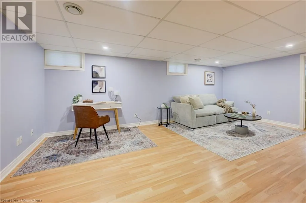 18 ROSEMORE Road