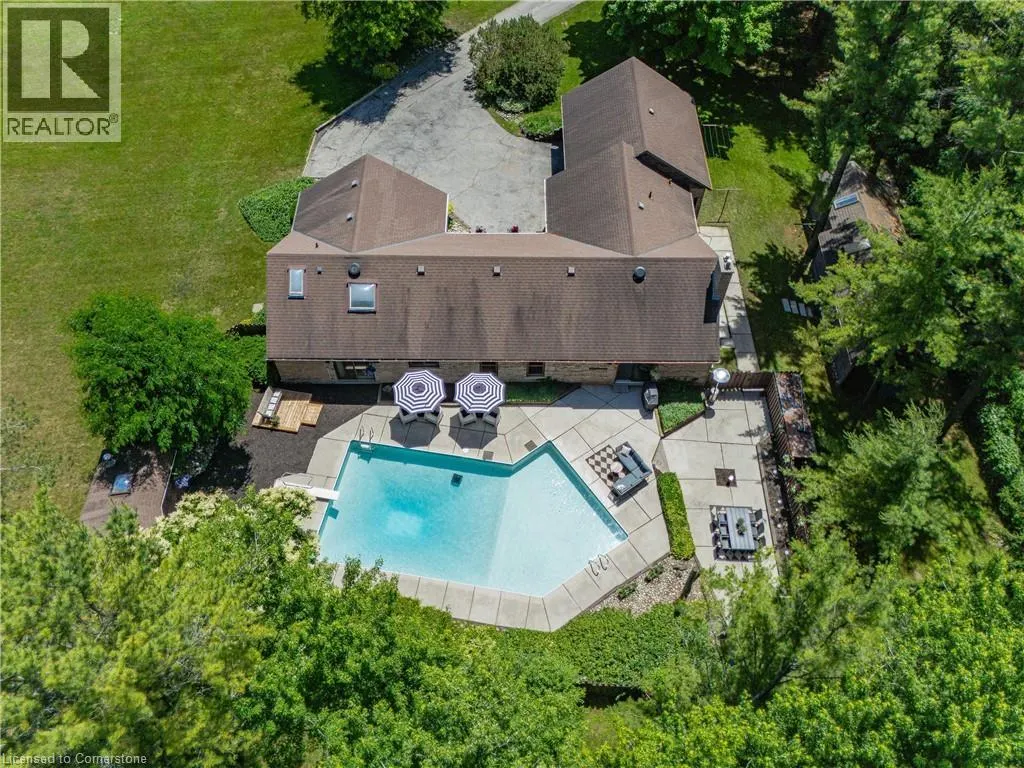 105 GRANDVIEW Drive