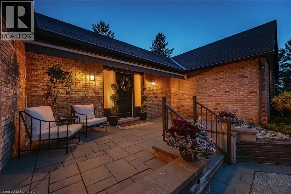 105 GRANDVIEW Drive
