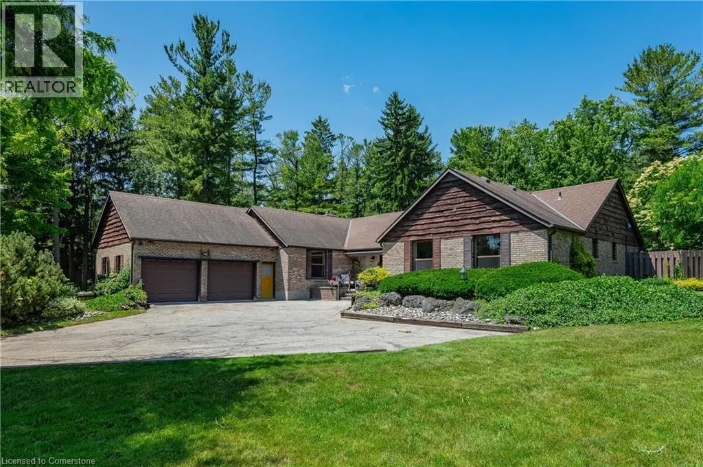 105 GRANDVIEW Drive