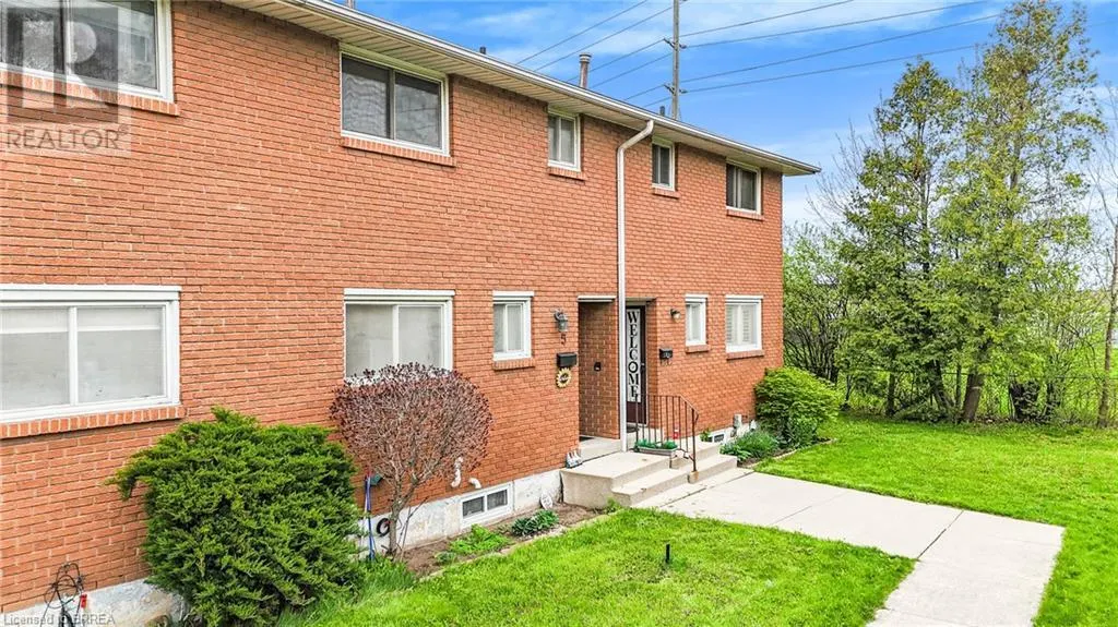 161 BERKINDALE Drive Unit# 5, #5