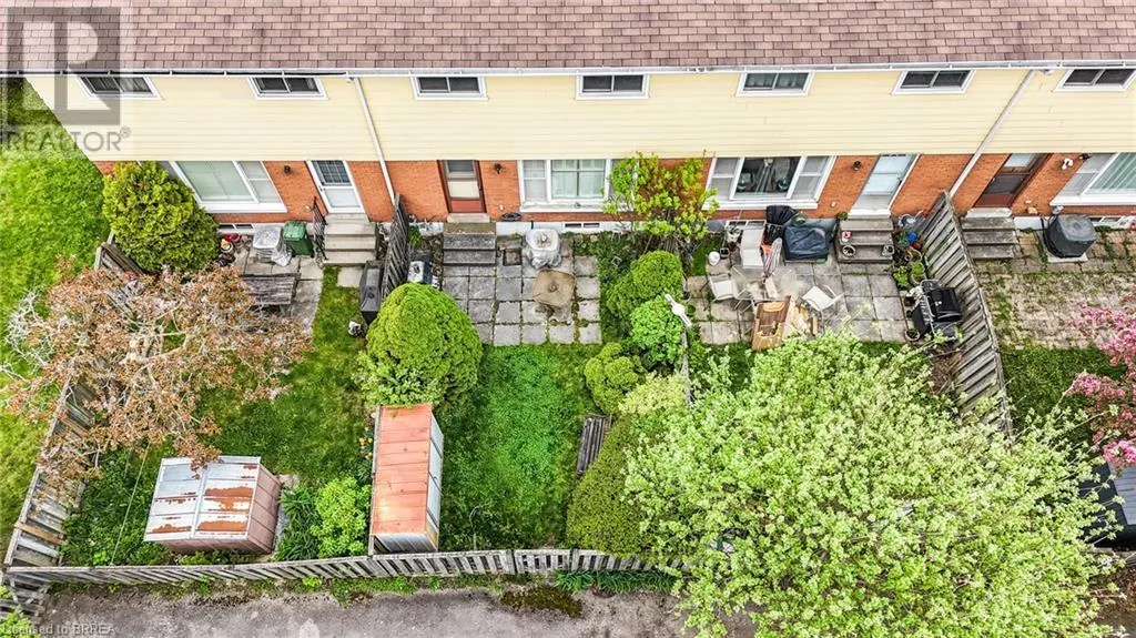 161 BERKINDALE Drive Unit# 5, #5