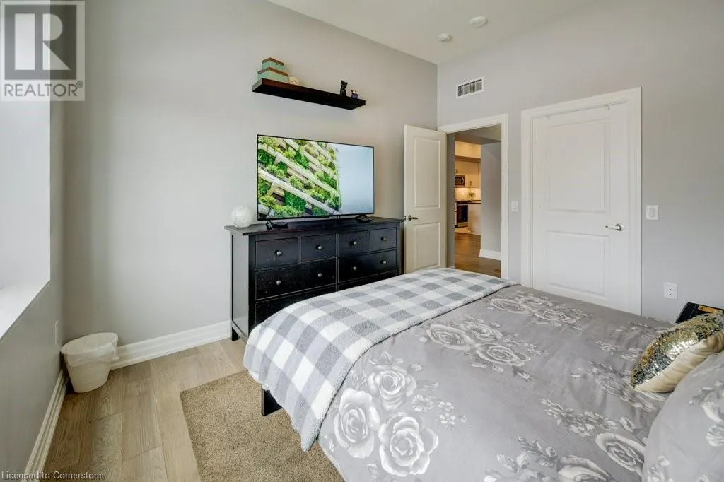 1880 GORDON Street Unit# 109, #109