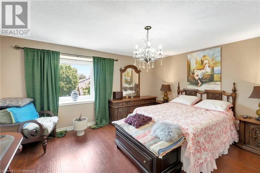 20 MEADOWLANDS Boulevard Unit# 14, #14