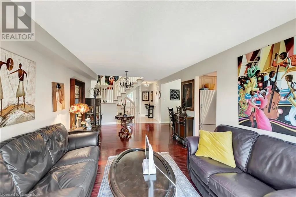 20 MEADOWLANDS Boulevard Unit# 14, #14