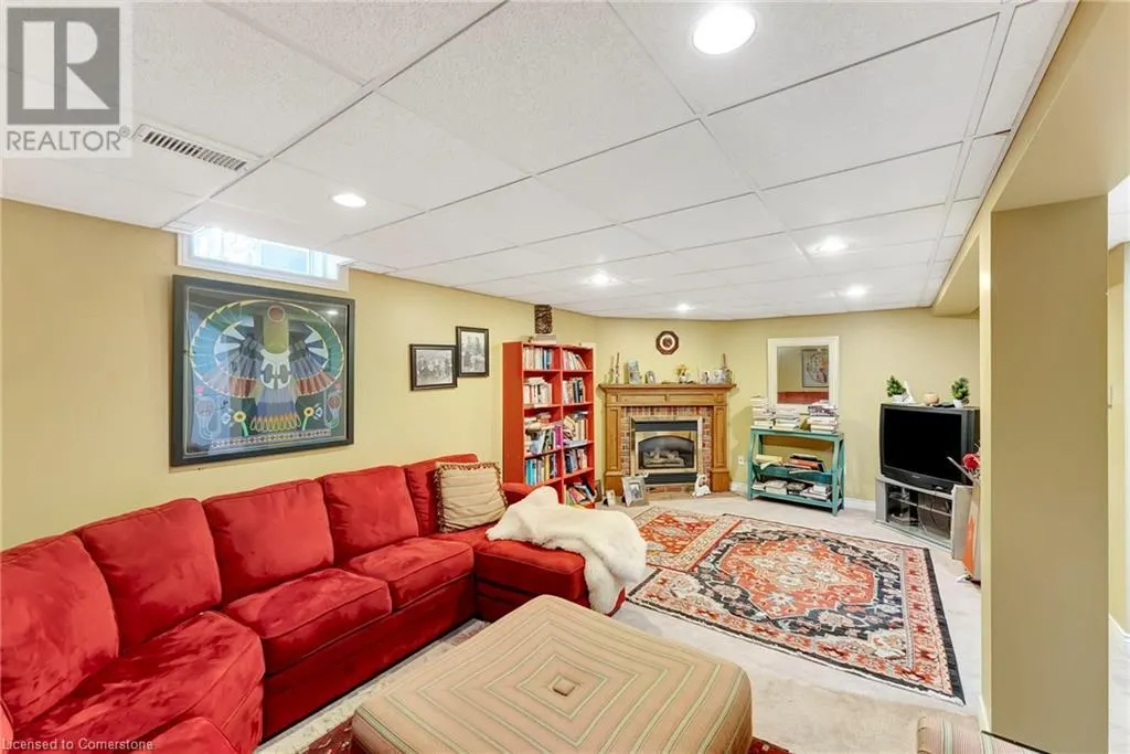 20 MEADOWLANDS Boulevard Unit# 14, #14