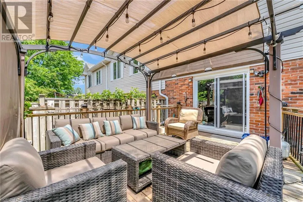 20 MEADOWLANDS Boulevard Unit# 14, #14
