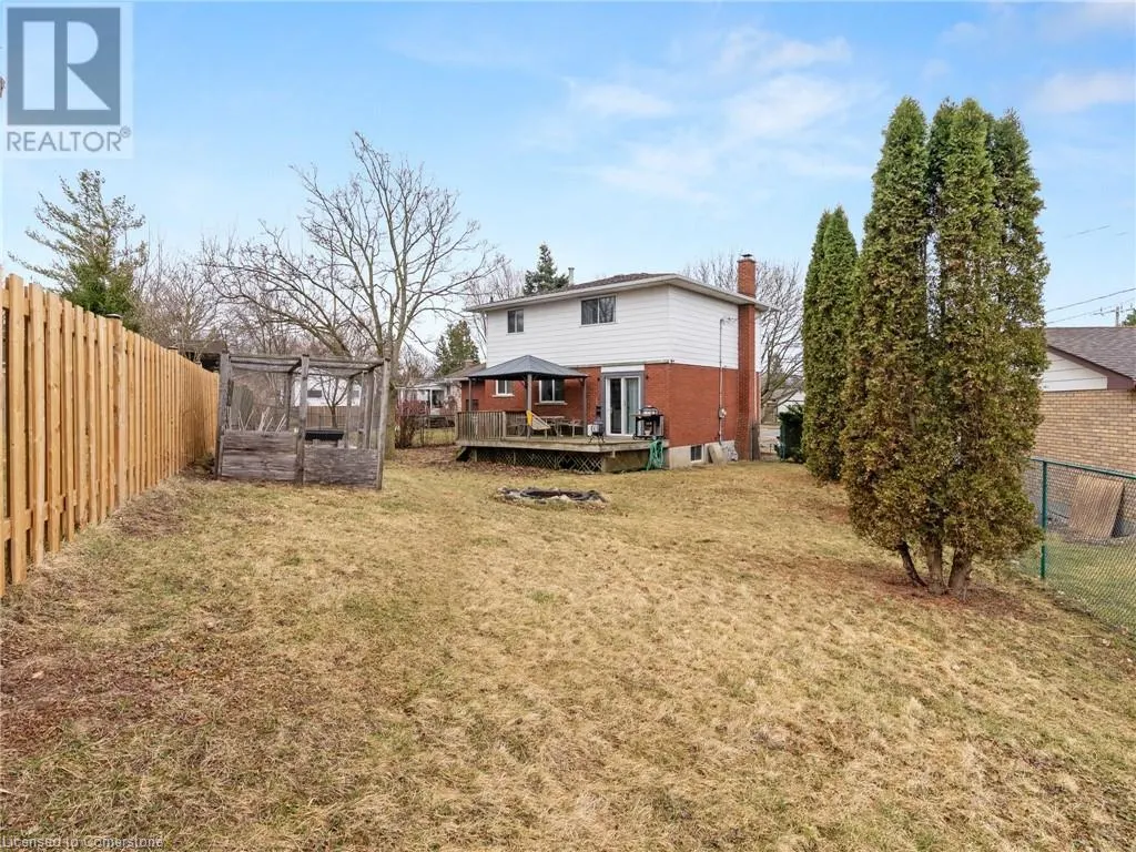 102 DUNDEE Drive