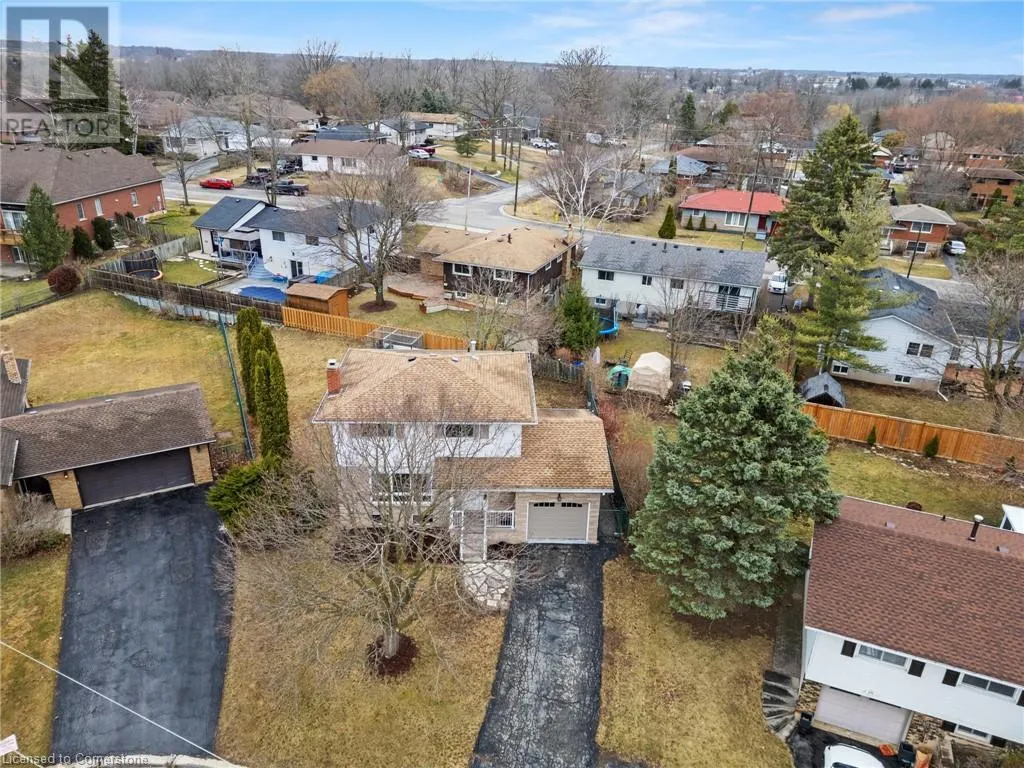 102 DUNDEE Drive