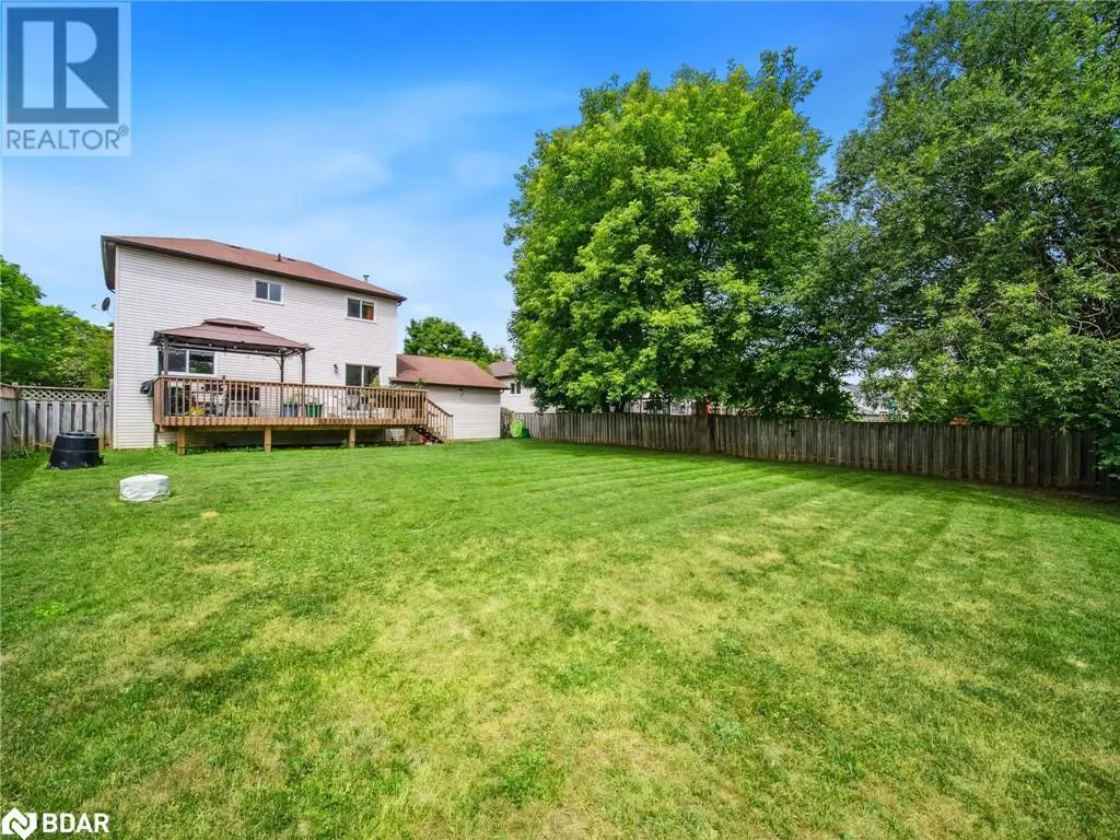 8 DARREN Drive