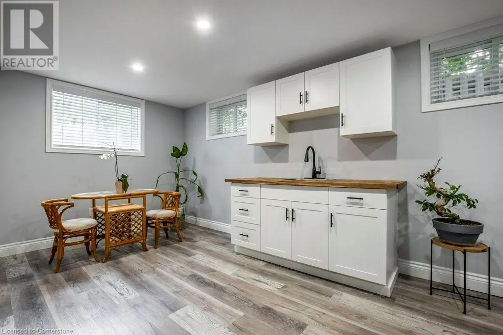 20 BRANT Road