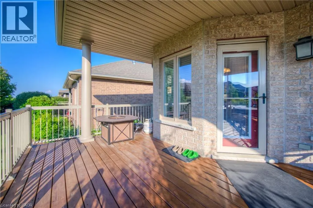 28 AMBERDALE Way
