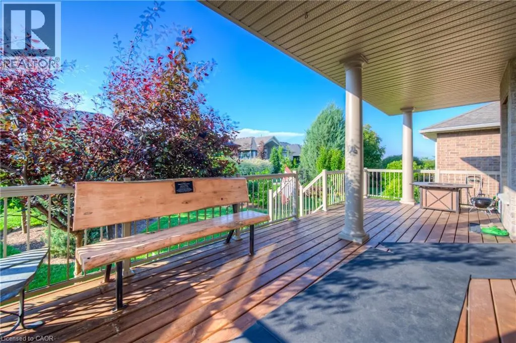 28 AMBERDALE Way