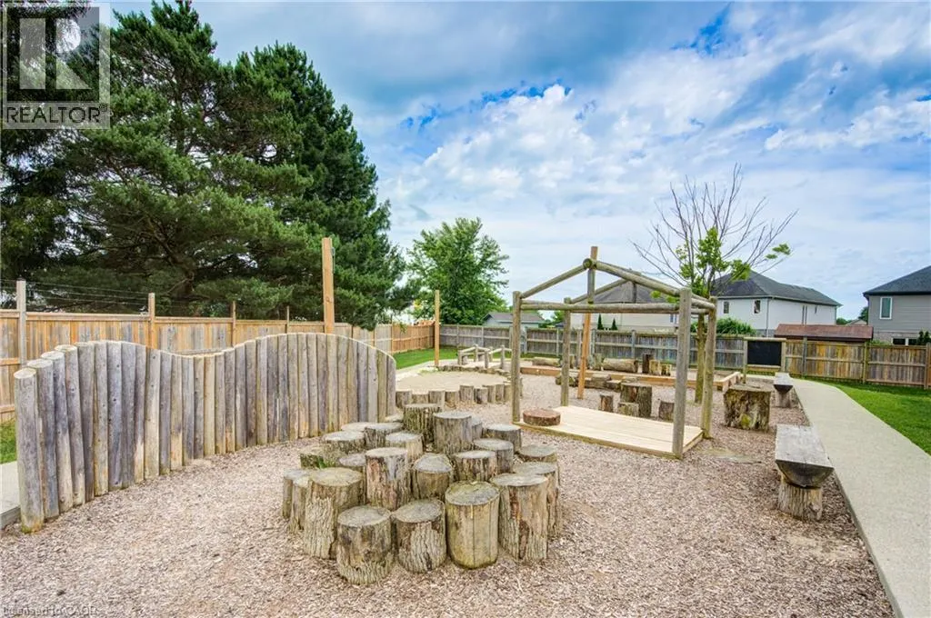 360 QUARTER Townline Unit# 605, #605