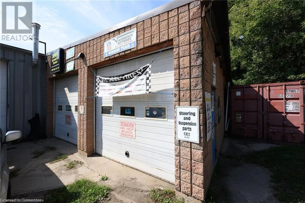347 HATT Street