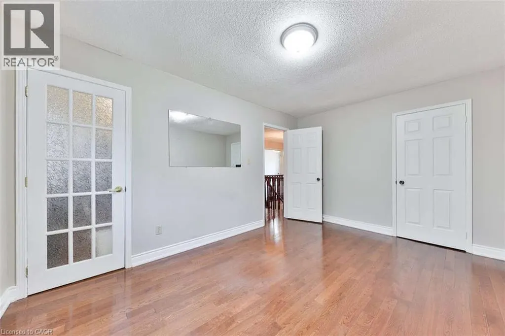 5275 THORNWOOD Drive
