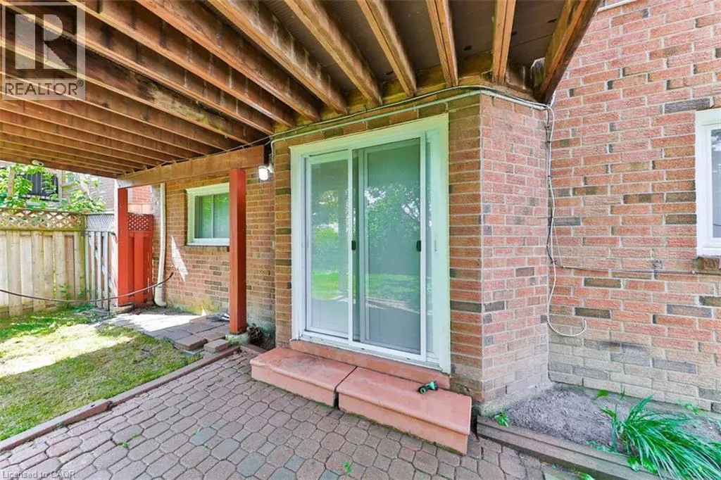 5275 THORNWOOD Drive
